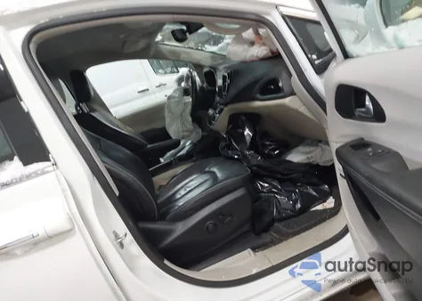 2020 Chrysler Pacifica Hybrid Limited from USA, damaged, VIN 2C4RC1N70LR257812